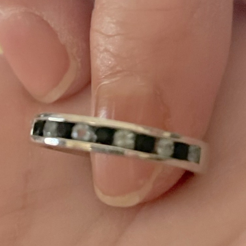 PLATINUM band with AQUAMARINES and ONYX stones BARELY WORN